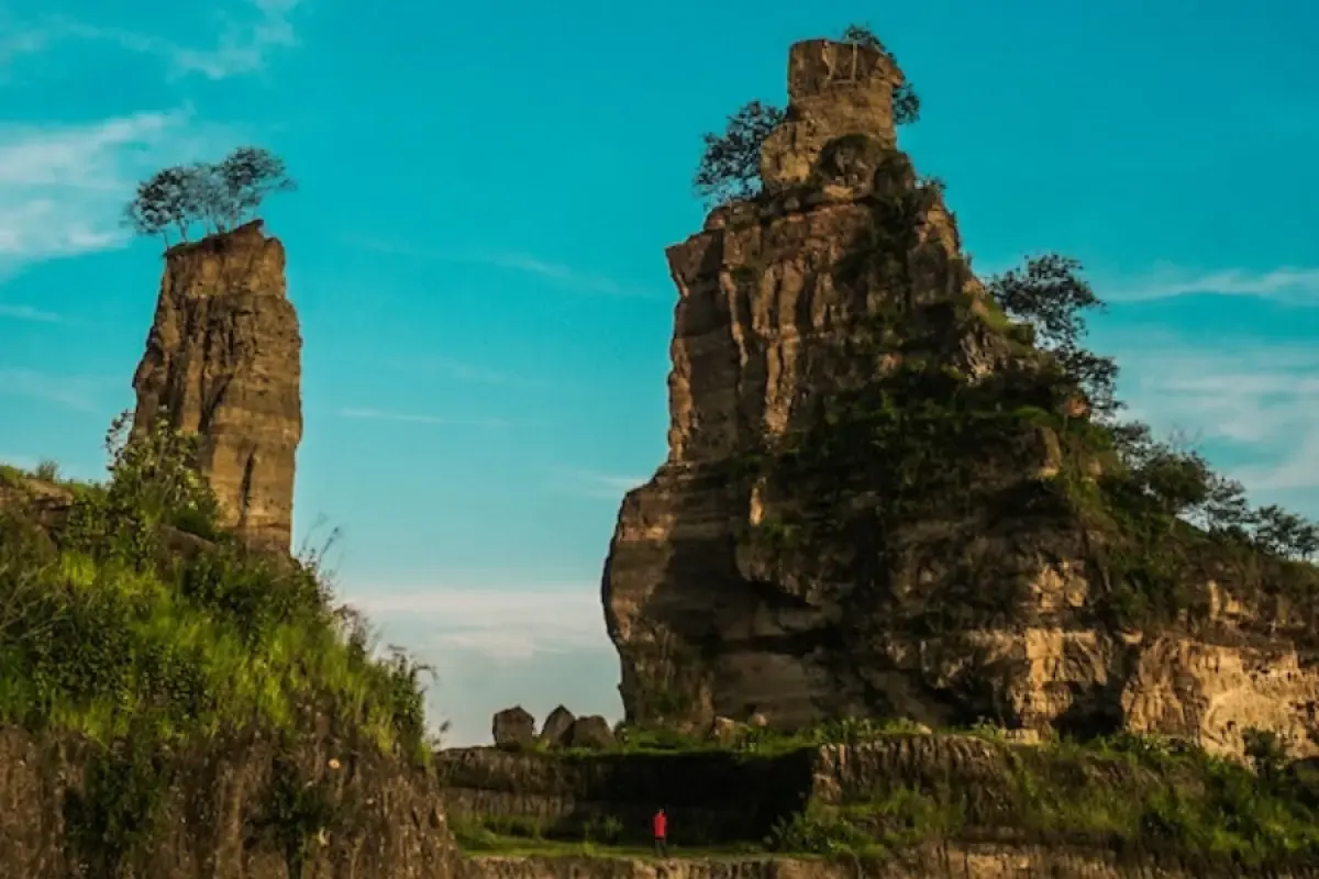 Brown Canyon, Semarang, salah satu wisata Semarang terbaru 2023. (Sumber : Unsplash.com/Yulia Agnis)