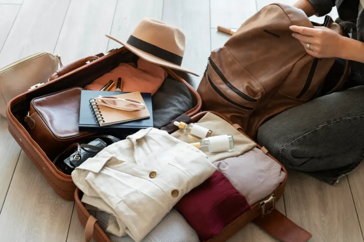 Ilustrasi packing barang sebelum pulang mudik lebaran (Sumber : freepik)