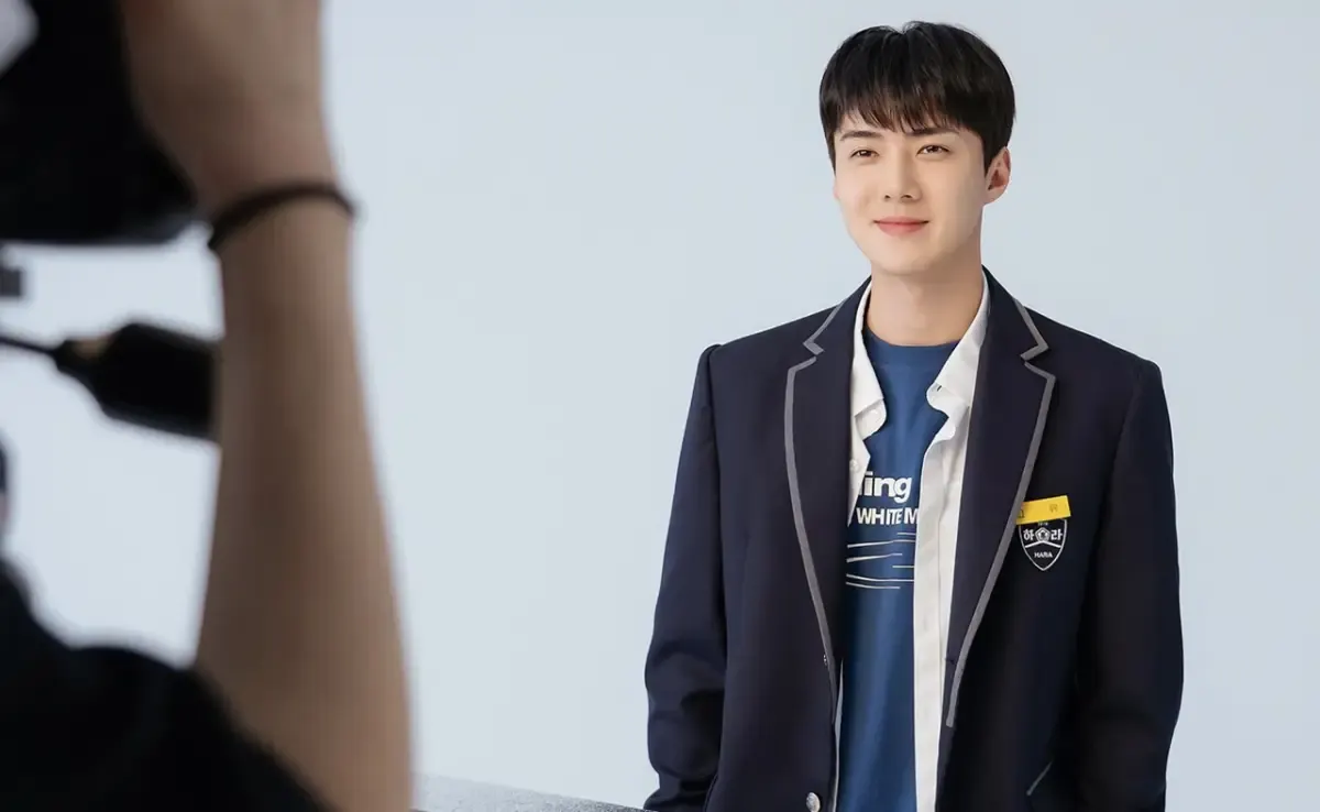 Sehun EXO di drama 'All That We Loved'. (Sumber : TVING)