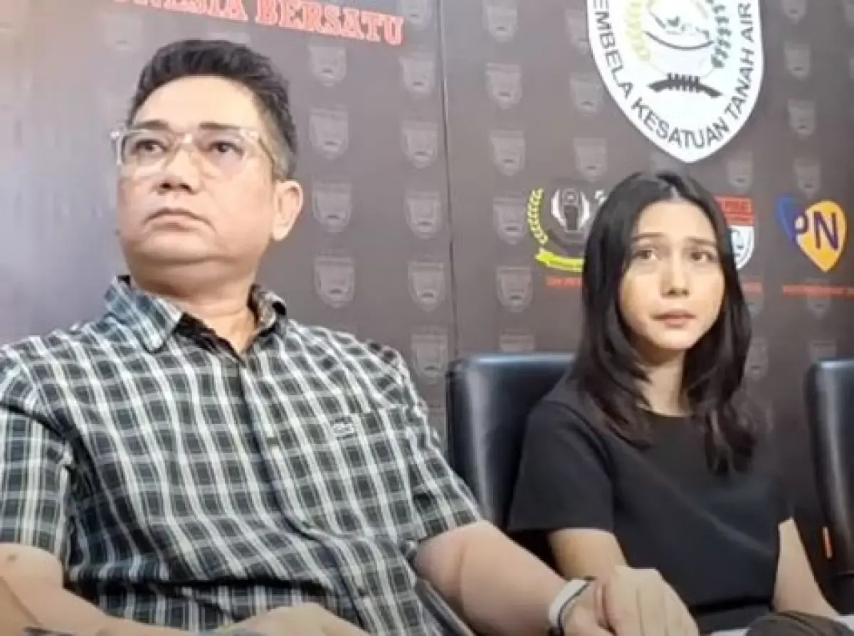 Milano Lubis dampingi Tenri Anisa somasi Virgoun dan Inara Rusli (Sumber : YouTube CumiCumi)