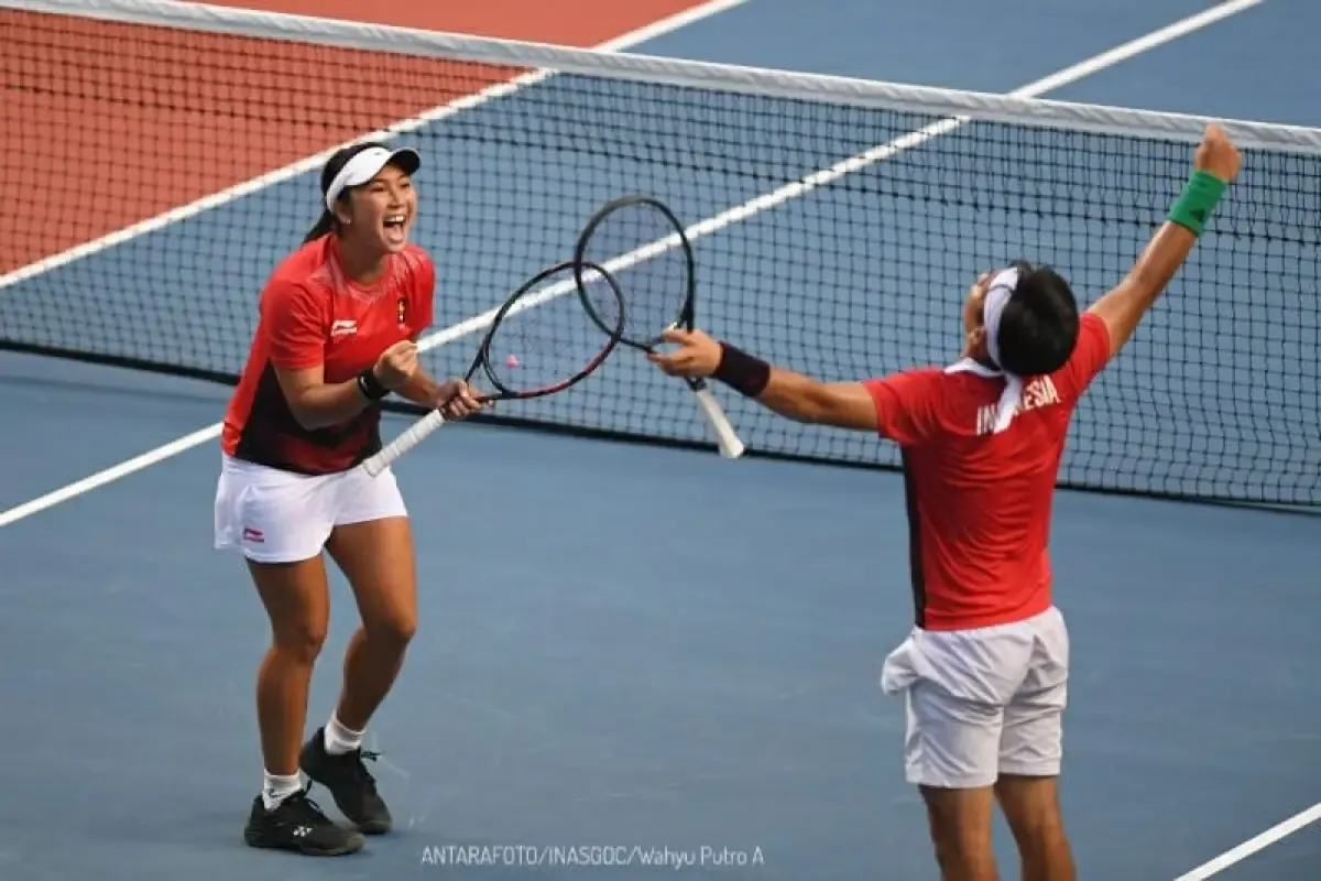 Indonesia mengirim lima atlet putra dan lima atlet putri Tenis untuk ajang SEA Games 2023 Kamboja (Sumber : Twitter @jokowi)