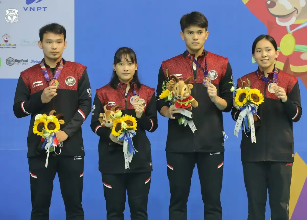 Tim Ganda Campuran Bulutangkis Indonesia yang meraih medali emas di SEA Games 2021 (Sumber : Twitter)
