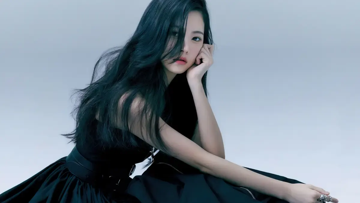 Hong Eunchae (Sumber : Instagram)