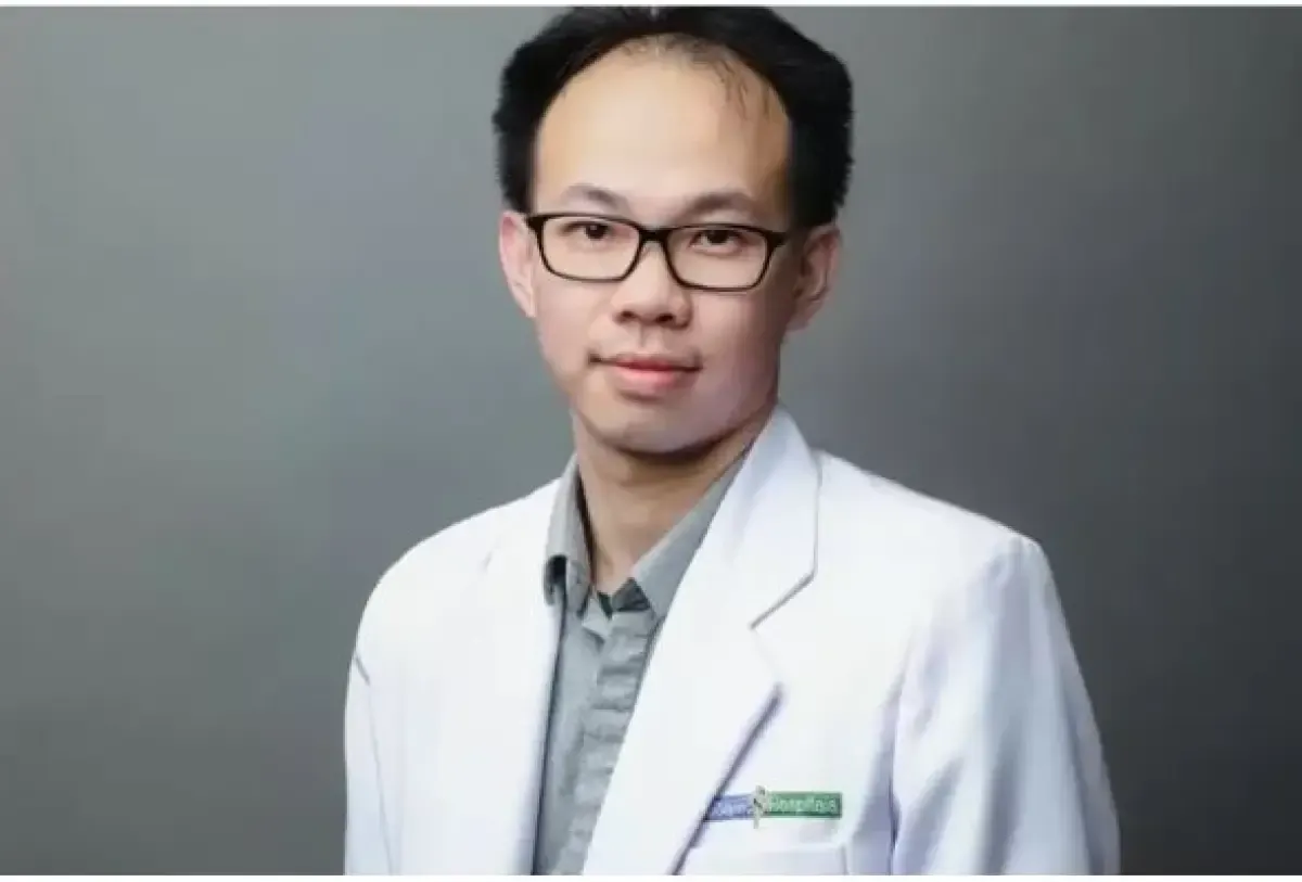 Yeremia Tatang, sosok ahli saraf yang tangani David Ozora (Sumber : Alodokter)