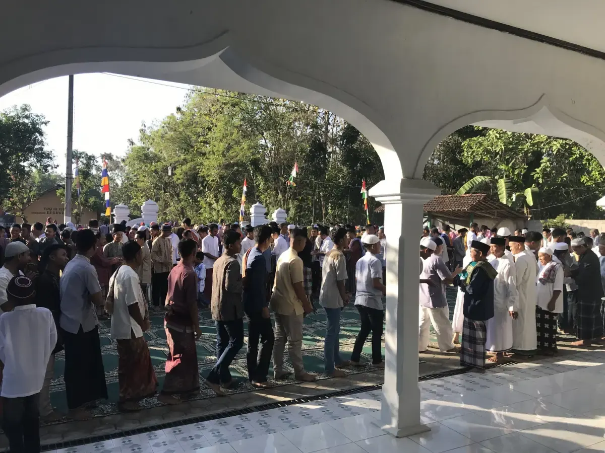 Amalan yang sebaiknya dilakukan sebelum dan sesudah sholat Idul Fitri (Sumber : Twitter)