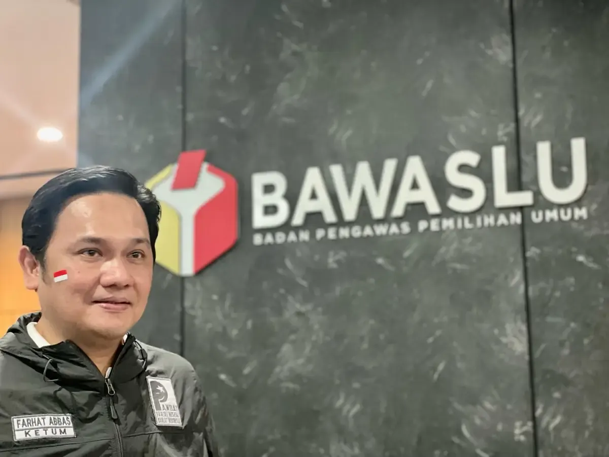 Farhat Abbas akan melaporkan Rendy Kjaernett dan Syahnaz Sadiqah karena dugaan perselingkuhan. (Sumber : Instagram @farhatabbasofficial)