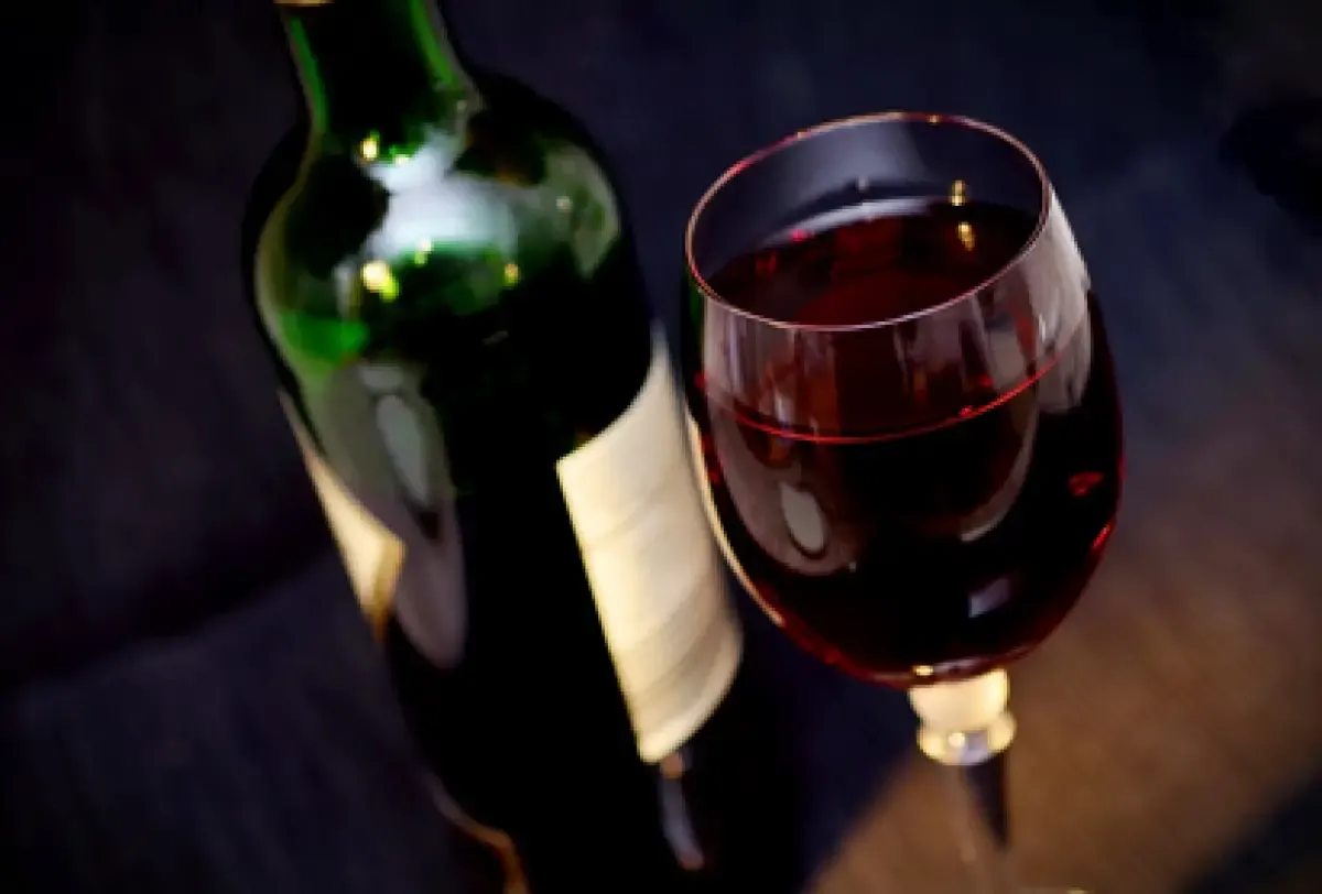 Ilustrasi wine (Sumber : Pixabay)