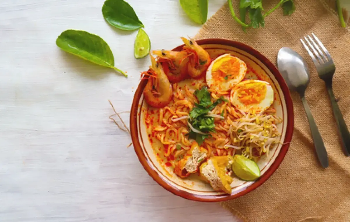 Ilustrasi laksa singapura (Sumber : Pixabay)