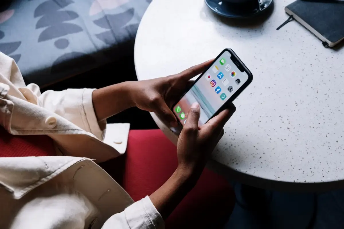 viral PBAK UIN Raden Mas Said paksa Maba registrasi aplikasi pinjol (Sumber : pexels.com)