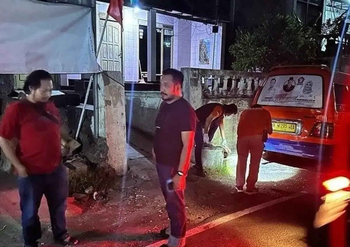 Polisi mengamakan TKP tewasnya Andi yang dibunuh di dekat angkot di Tandang Tembalang karena dendam sejak lama. (Sumber : Polrestabes Semarang)