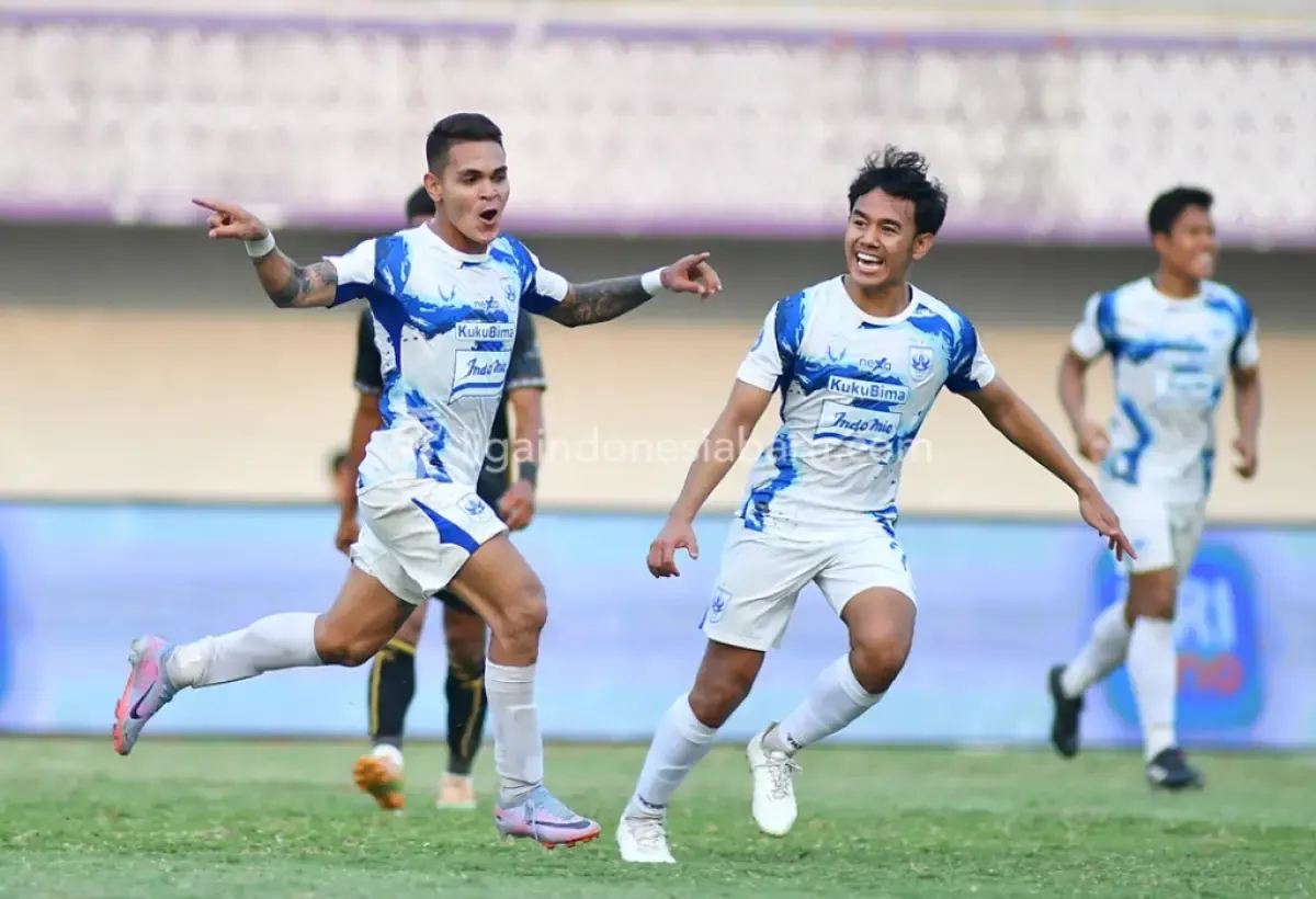 PSIS Semarang bertengger di urutan 4 klasemen sementara BRI Liga 1 2023/2024 usai menang telak 4-1 atas Dewa United. (Sumber : ligaindonesiabaru.com)