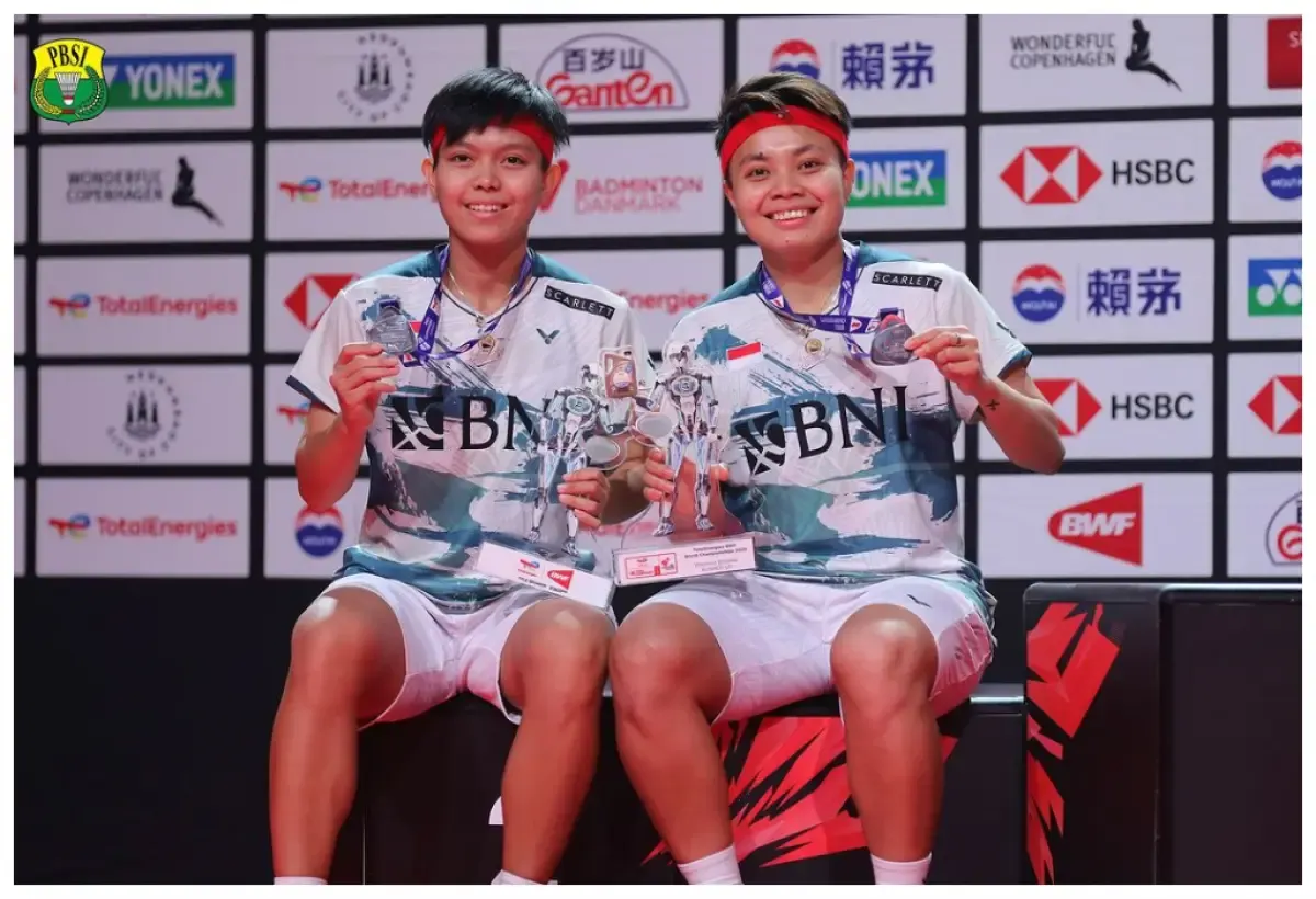 Medali Perak Apriyani Rahayu/Siti Fadia di Kejuaraan Dunia BWF 2023 catatkan sejarah 28 tahun. (Sumber : Instagram/badminton.ina)