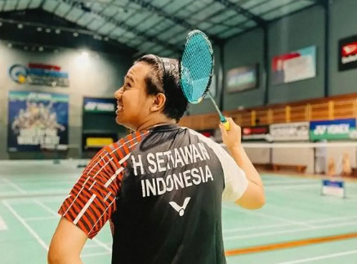 Joshua Suherman dikasih raket Hendra Setiawan, Ternyata Dulu Pernah Dipakai Saat Kejuaraan Badminton World Championships (Sumber : instagram.com/jojosuherman)