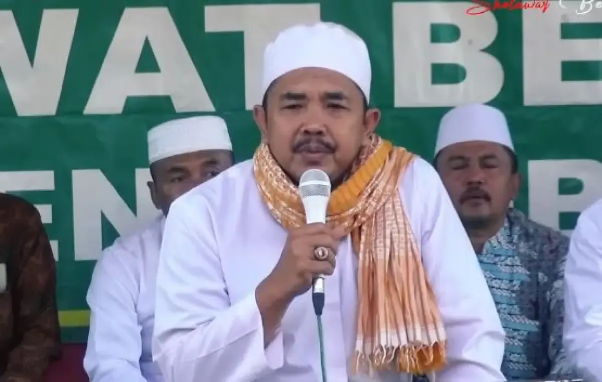 profil KHR Kholil Asad sosok yang mandatkan Cak Imin dampingi Anies Baswedan (Sumber : YouTube Java Studio)