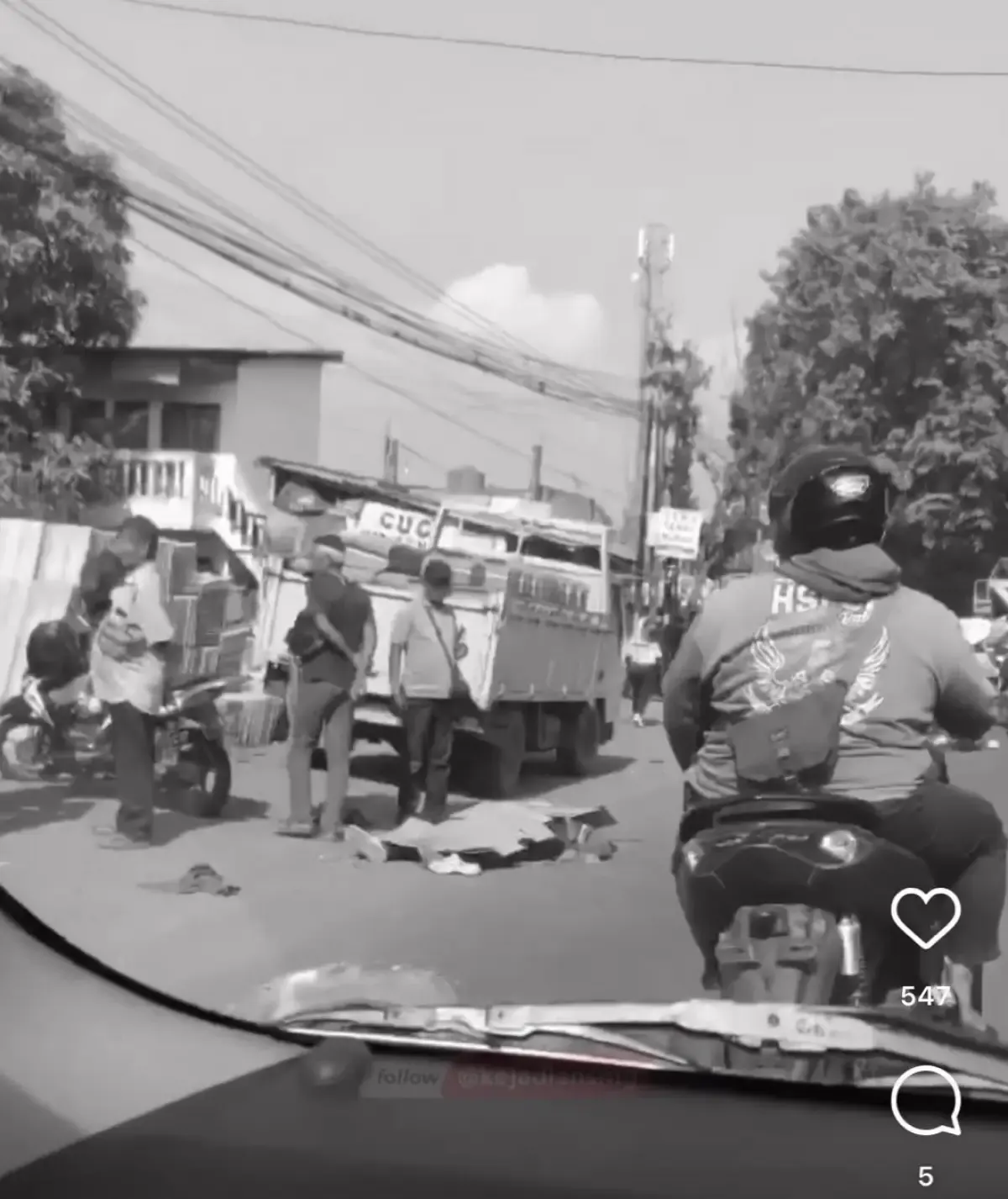 Telah terjadi kecelakaan di Jalan Penggaron Semarang arah terminal (Sumber : Instagram @kejadiansmg)