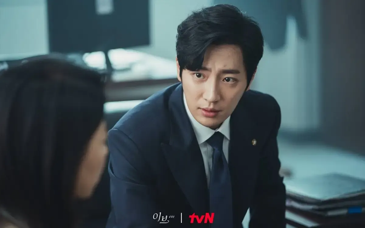 Lee Sangyeob bakal nikahi kekasih non-selebriti pada Maret 2024 mendatang. (Sumber : tvN)