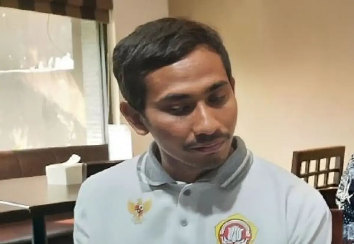 Orang Tua Siswi SD yang Colok Mata Dipaksa Minta Maaf Oleh Pejabat (Sumber : B-Universe)