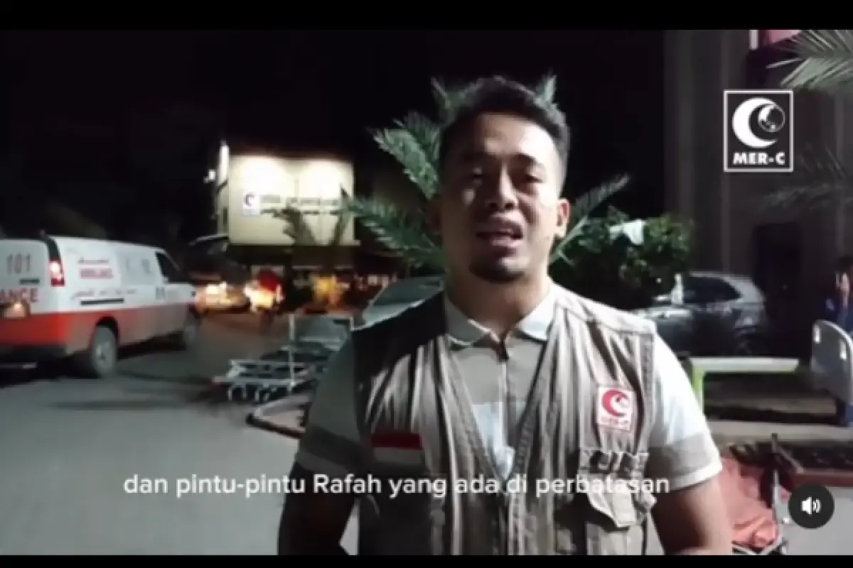 Nama tiga relawan yang memilih tinggal di RS Indonesia Gaza untuk misi kemanusiaan. (Sumber : Instagram/mercindonesia)