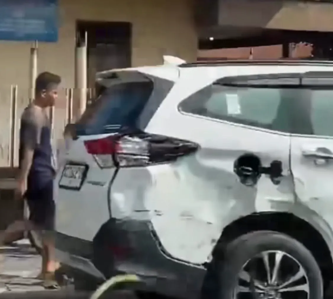kecelakaan di Jalan Jogja-Solo libatkan truk dan dua mobil (Sumber: instagram | Foto: @meravi.uncover)