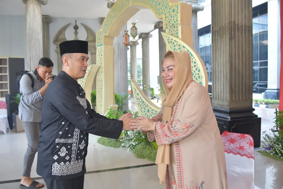 Open house digelar Wali Kota Semarang, Hevearita Gunaryanti Rahayu usai pelaksanaan Sholat Idul Fitri. (Sumber:  | Foto: Sakti Setiawan)