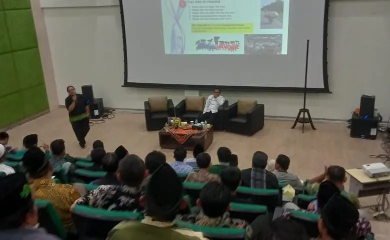 Pelatihan dan uji kompetensi bagi para Juleha. (Sumber:  | Foto: Sakti Setiawan.)