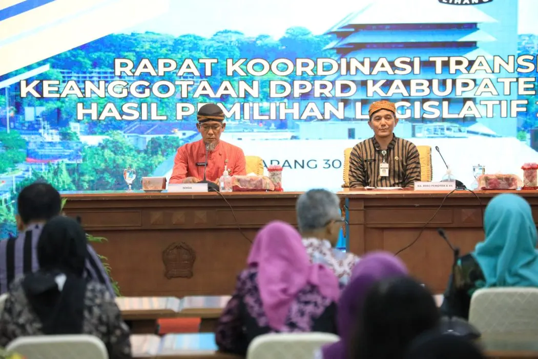 Rapat koordinasi transisi keanggotaan DPRD kabupaten/kota hasil pemilihan 2024.
 (Sumber:  | Foto: dok )