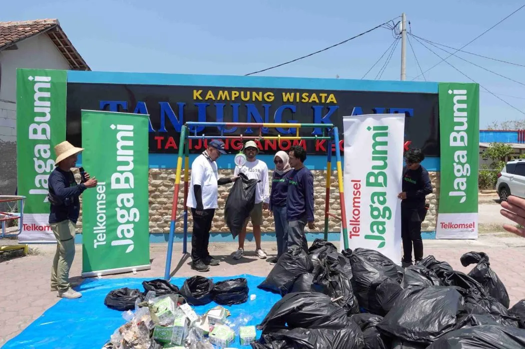 Telkomsel bersama Jejak.in menanam 10.600 pohon mangrove di sejumlah kawasan konservasi. (Sumber:  | Foto: dok)