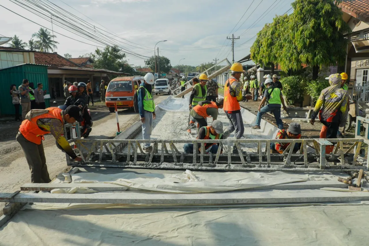 Mohammad Saleh Apresiasi Langkah Pemprov Jateng Realokasikan Rp200 Miliar untuk Percepat Perbaikan Jalan