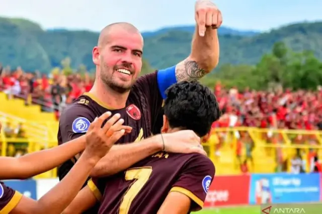Daftar Lengkap Penghargaan Liga 1 Indonesia 2022-2023: dari Pemain Terbaik hingga Tim Fair Play