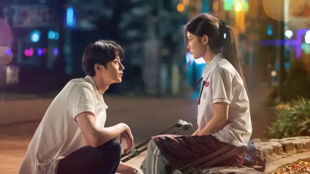 Sinopsis Film 20th Century Girl, Kisah Romantis yang Tragis dan Penuh Air Mata