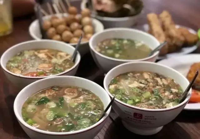 Bikin Nagih! 5 Rekomendasi Tempat Makan Soto di Semarang, Salah satunya Langganan Presiden Loh