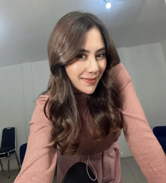 Syahnaz Sadiqah Selingkuh dengan Rendy Kjaernett, Ramalan Hard Gumay Kembali Jadi Perbincangan