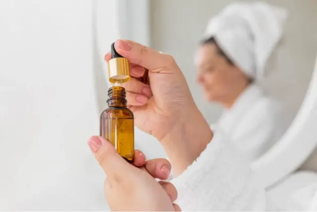 Benarkah Setiap Orang Membutuhkan Face Oil? Begini Kata Dermatolog