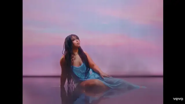 Lirik Lagu Girls Like Me Don't Cry - Thuy, Viral Lagi di TikTok!