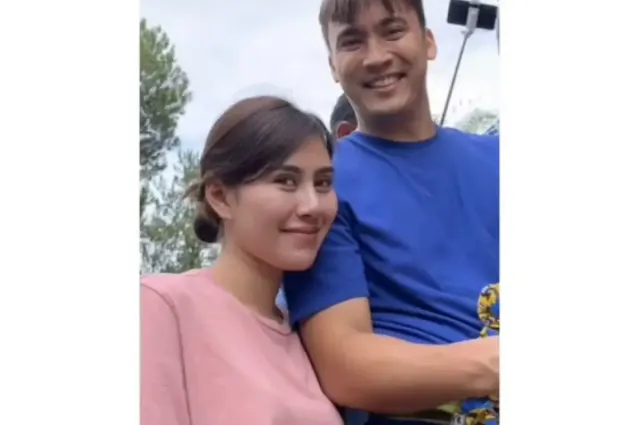 Bermula dari Curhat ke Syahnaz Sadiqah, Rendy Kjaernett Akui Nyaman