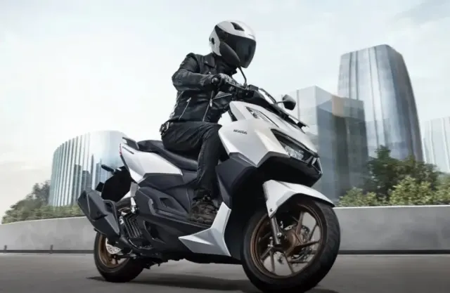 Harga Honda Vario 160 2023 Terbaru, Intip Spesifikasi Tangguh dan Fitur Unggulan yang Ditawarkan