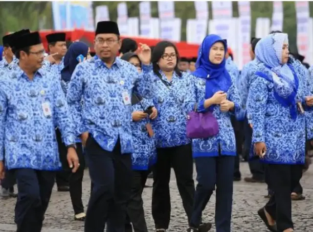 Full Senyum! Selain Naik, Gaji PNS Memiliki Tambahan Bonus, Berapa Besarannya?