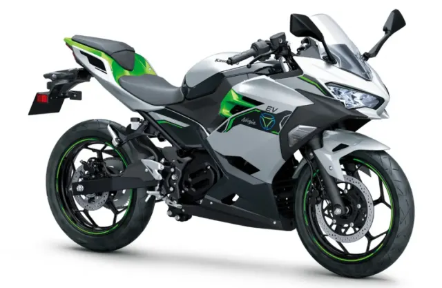 Sepeda Motor Listrik Kawasaki Ninja EV akan Dirilis Tahun 2023 Ini, Prototipe Telah Dipamerkan