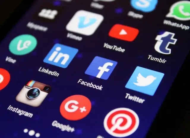 Cara Hapus Akun Facebook di HP dalam 1 Menit Terbaru 2023