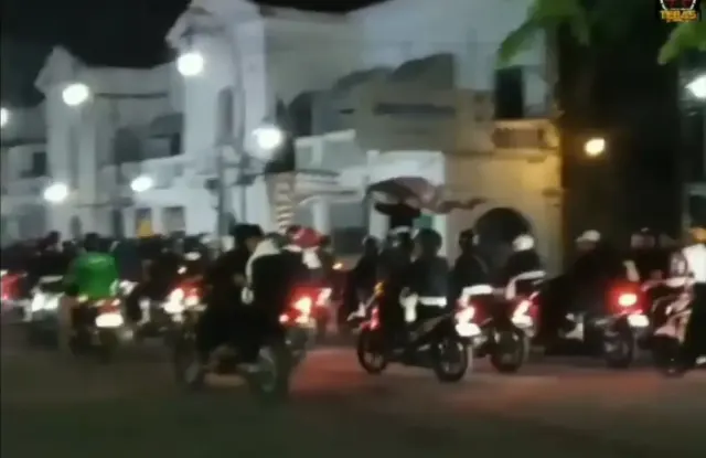Konvoi Murid Baru PSHT Diwarnai Aksi Blayer Motor Keliling Semarang, Pengguna Jalan Sempat Resah