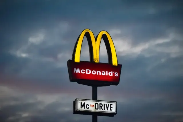 Wow! Anak 4 Tahun Dapat Uang Rp 12 Miliar dari 'Kecelakaan' di McDonalds