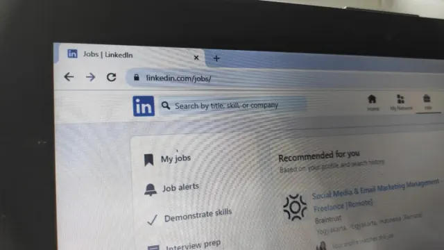 Cara Jitu Sukses Melamar Kerja di LinkedIn yang Jarang Diketahui, Peluang Lebih Besar, CV Auto Direview Rekruter Pakai Cara Ini