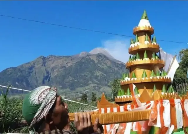 Warga Selo Boyolali Adakan Kirab 1000 Tumpeng di Lereng Gunung Merbabu, Bentuk Rasa Syukur Kepada Tuhan