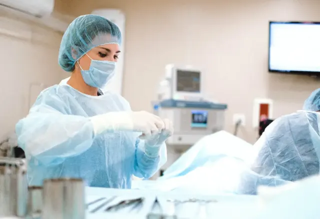 8 Soft Skill yang Perlu Dikuasai Tenaga Kesehatan Agar Berhasil dalam Karier