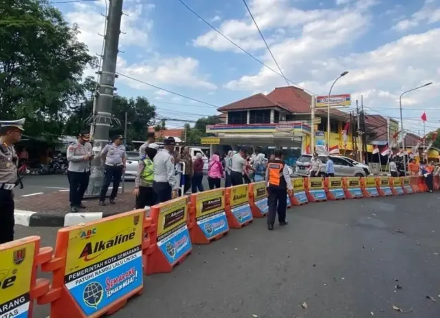 Hari Pertama Sistem Satu Arah di Jalan Veteran: Pengendara Saling Tabrakan, Begini Kata Dishub Kota Semarang