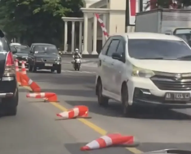 Semarang Panas Polll! Bikin Traffic Cone Sampai Meleyot, Ini Kata BMKG