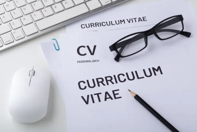 Contoh Menulis Deskripsi di CV Lamaran Kerja untuk Lulusan Komunikasi, Manajemen dan Akuntansi