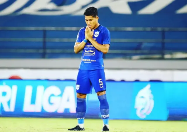 Timnas Calling, Wahyu 'Hulk' Prasetyo Dimandati Jaga Pertahanan Timnas Senior pada FIFA Matchday vs Turkmenistan