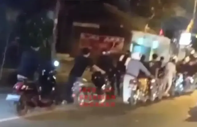 Balap Liar di Jalan Diponegoro Ungaran, Puluhan Pengendara Dorong Motor ke Kantor Polisi