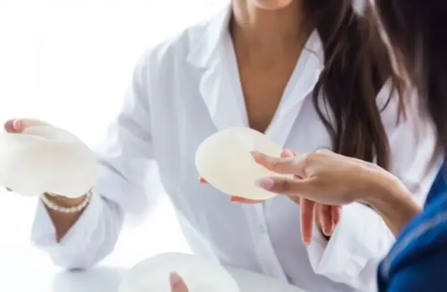 Bukan Makin Cantik, Ini Risiko Implan Payudara Yang Sering Disepelekan